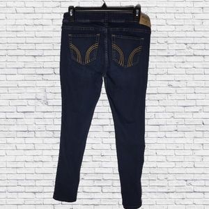 Women’s hollister jeans 👖